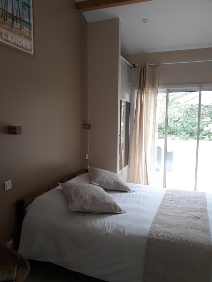 Chambre D'Hotes Du Pin Pey Екстер'єр фото