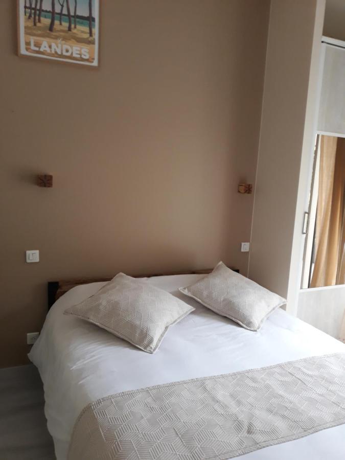 Chambre D'Hotes Du Pin Pey Екстер'єр фото