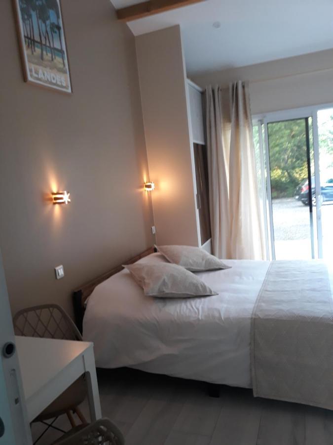 Chambre D'Hotes Du Pin Pey Екстер'єр фото